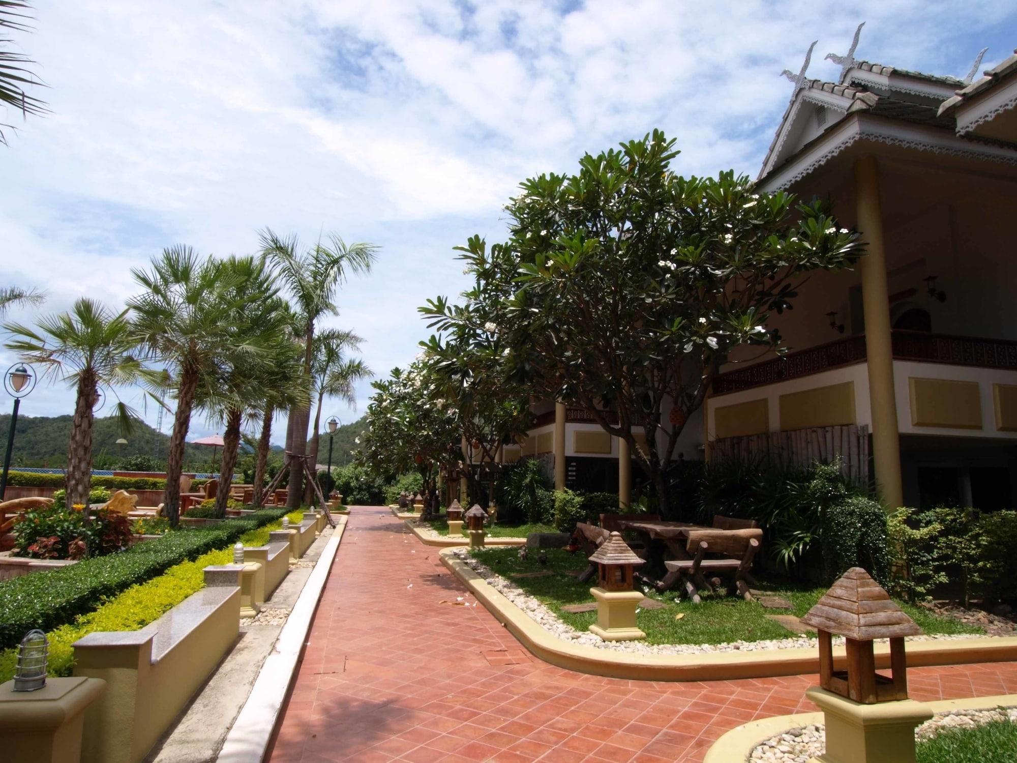 Phu Pha Phung Resort Suan Phueng Bagian luar foto