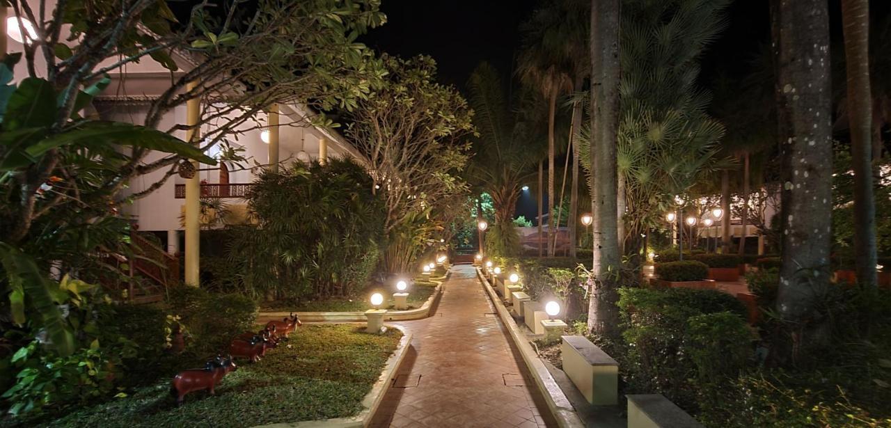 Phu Pha Phung Resort Suan Phueng Bagian luar foto