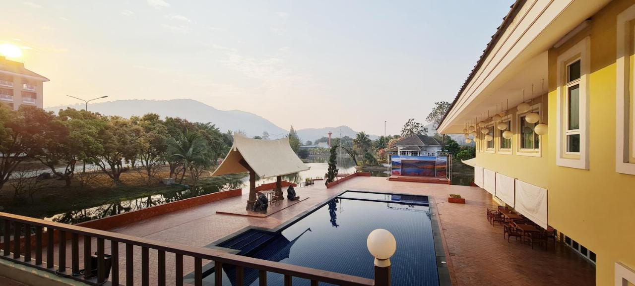 Phu Pha Phung Resort Suan Phueng Bagian luar foto