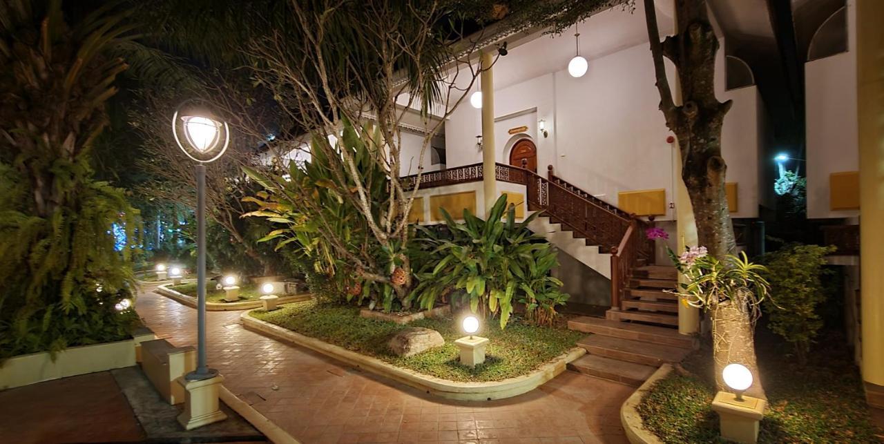 Phu Pha Phung Resort Suan Phueng Bagian luar foto