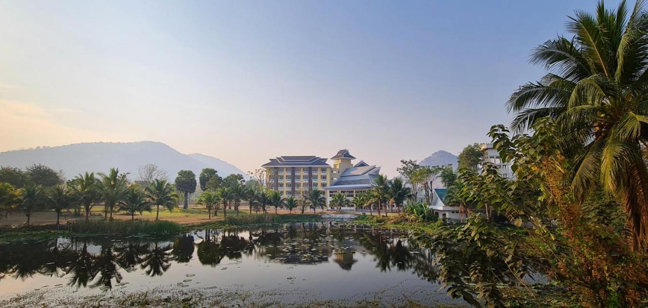 Phu Pha Phung Resort Suan Phueng Bagian luar foto