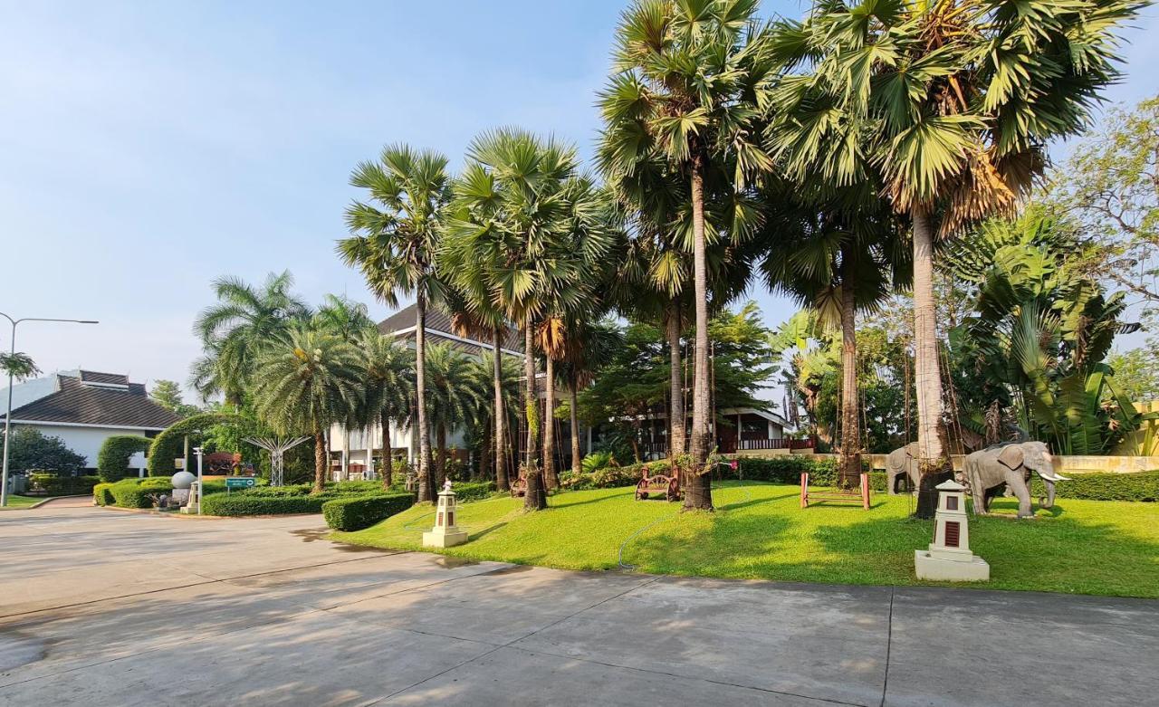 Phu Pha Phung Resort Suan Phueng Bagian luar foto