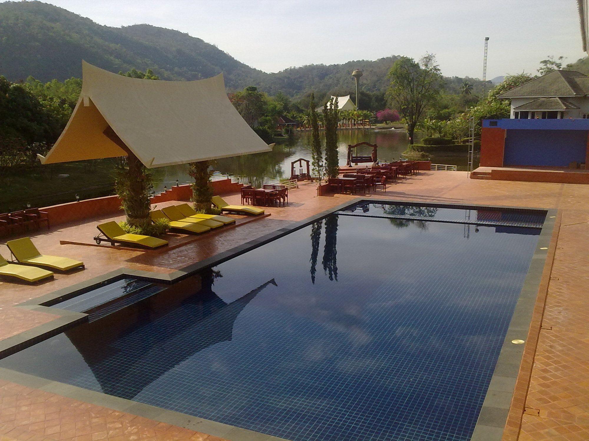 Phu Pha Phung Resort Suan Phueng Bagian luar foto